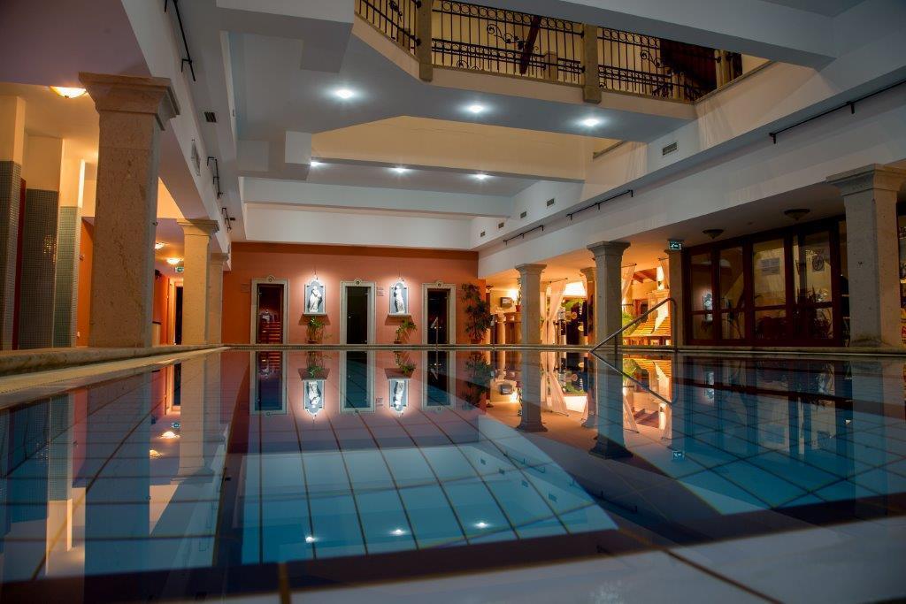 Egri Korona Borhaz Es Wellness Hotel Demjén Εξωτερικό φωτογραφία
