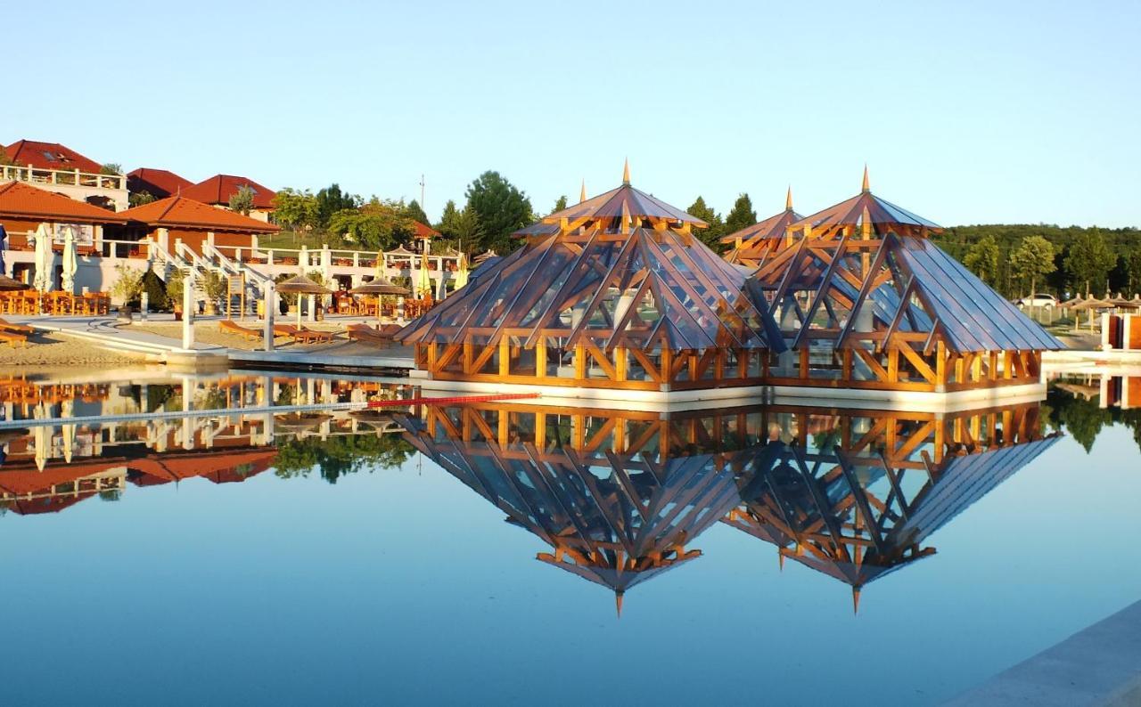 Egri Korona Borhaz Es Wellness Hotel Demjén Εξωτερικό φωτογραφία