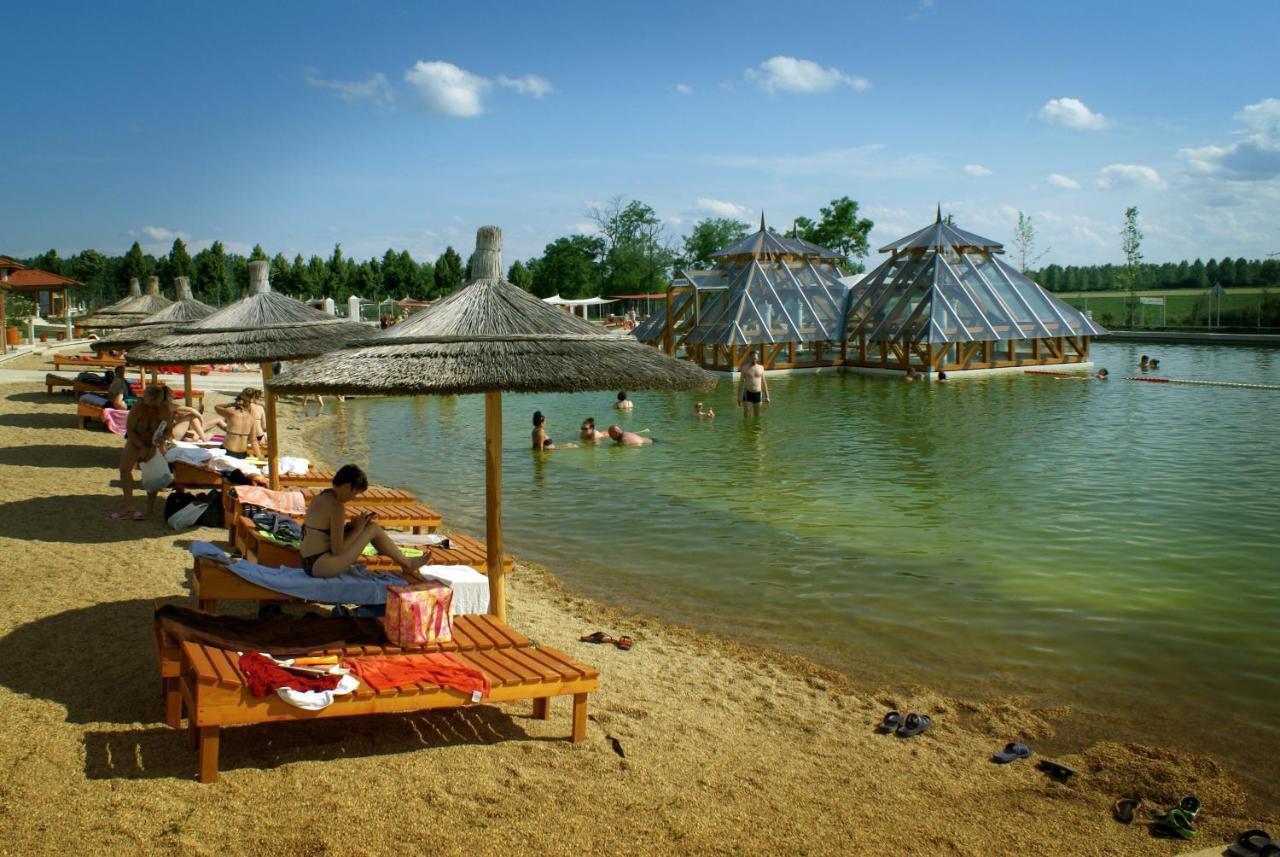 Egri Korona Borhaz Es Wellness Hotel Demjén Εξωτερικό φωτογραφία